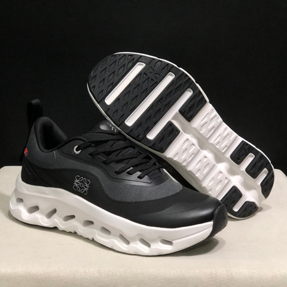 On Cloud × Loewe — Cloudtilt Noir et Blanc