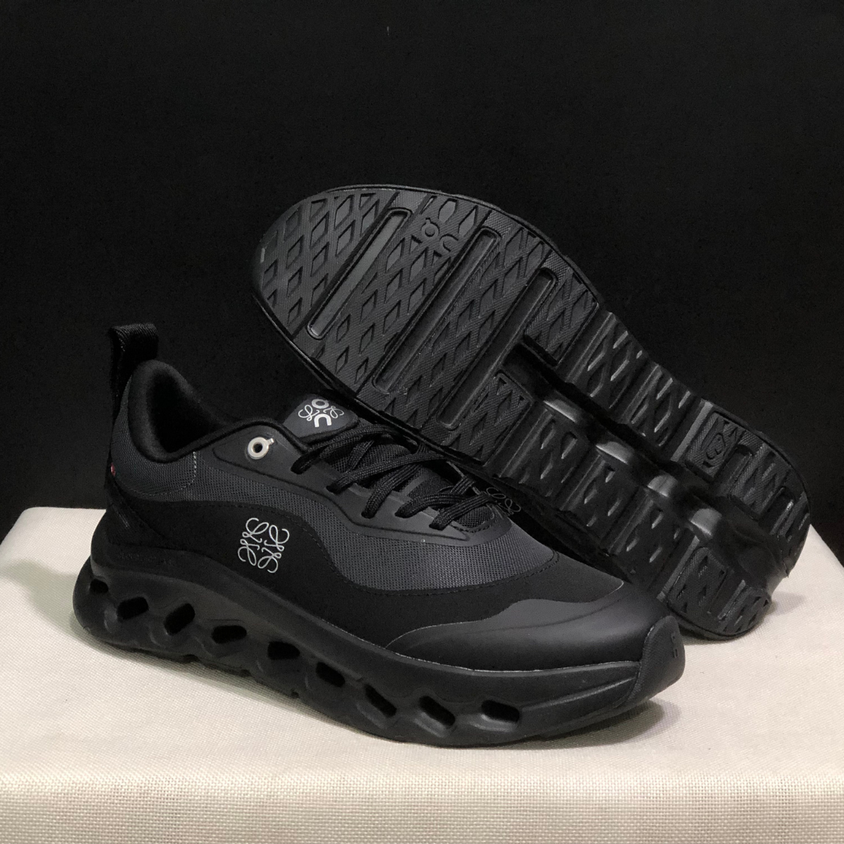 On Cloud × Loewe — Cloudtilt Black