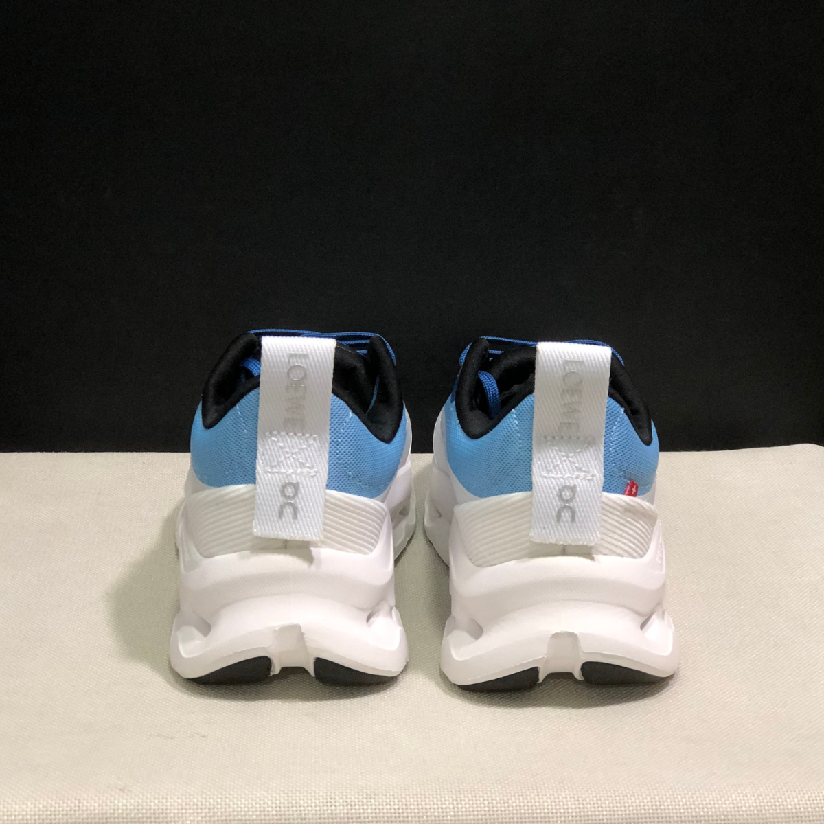 On Cloud × Loewe — Cloudtilt Blue Sky