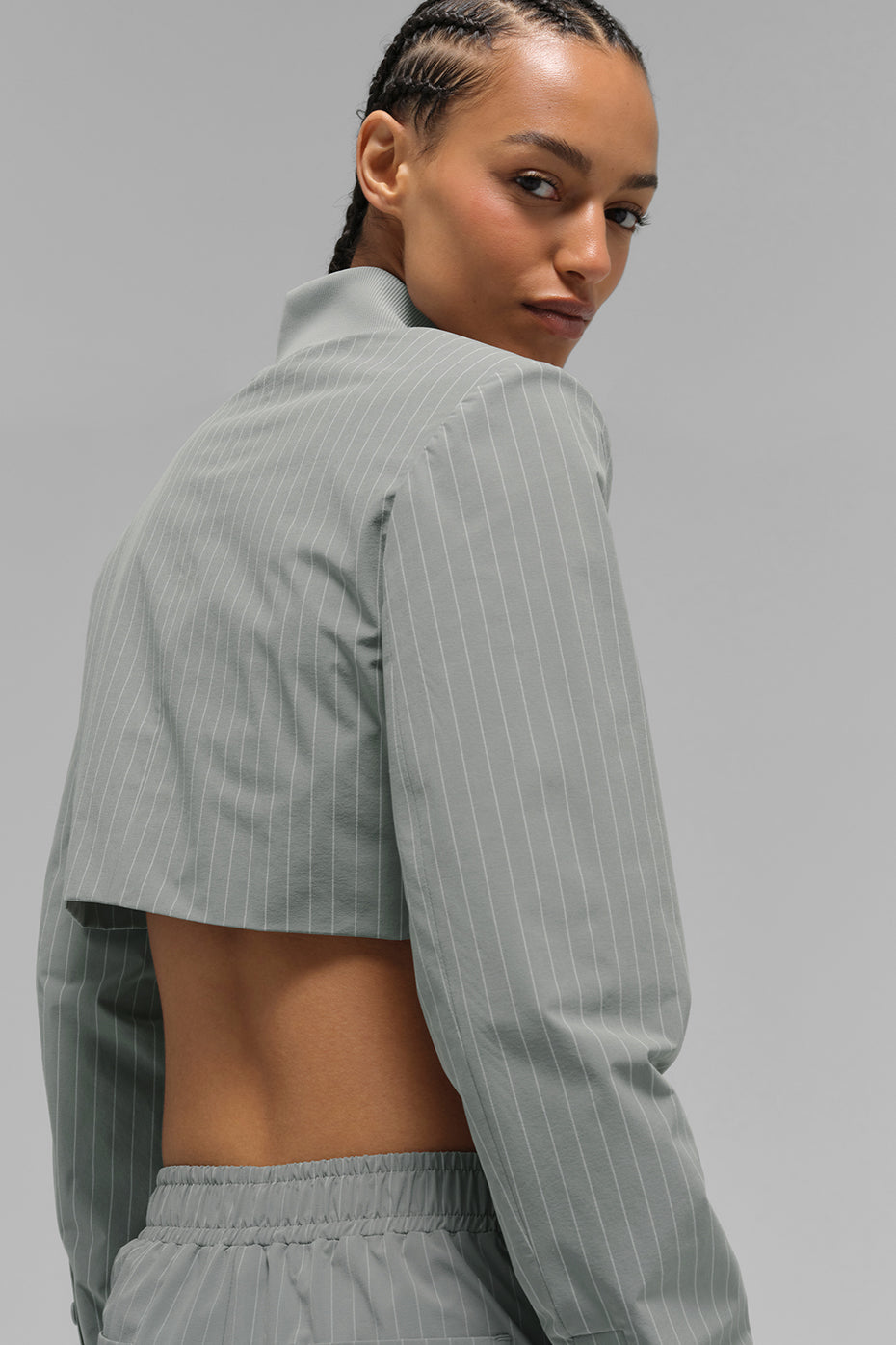 Veste courte à rayures fines avec fermeture éclair intégrale "RUPTURE DE STOCK"