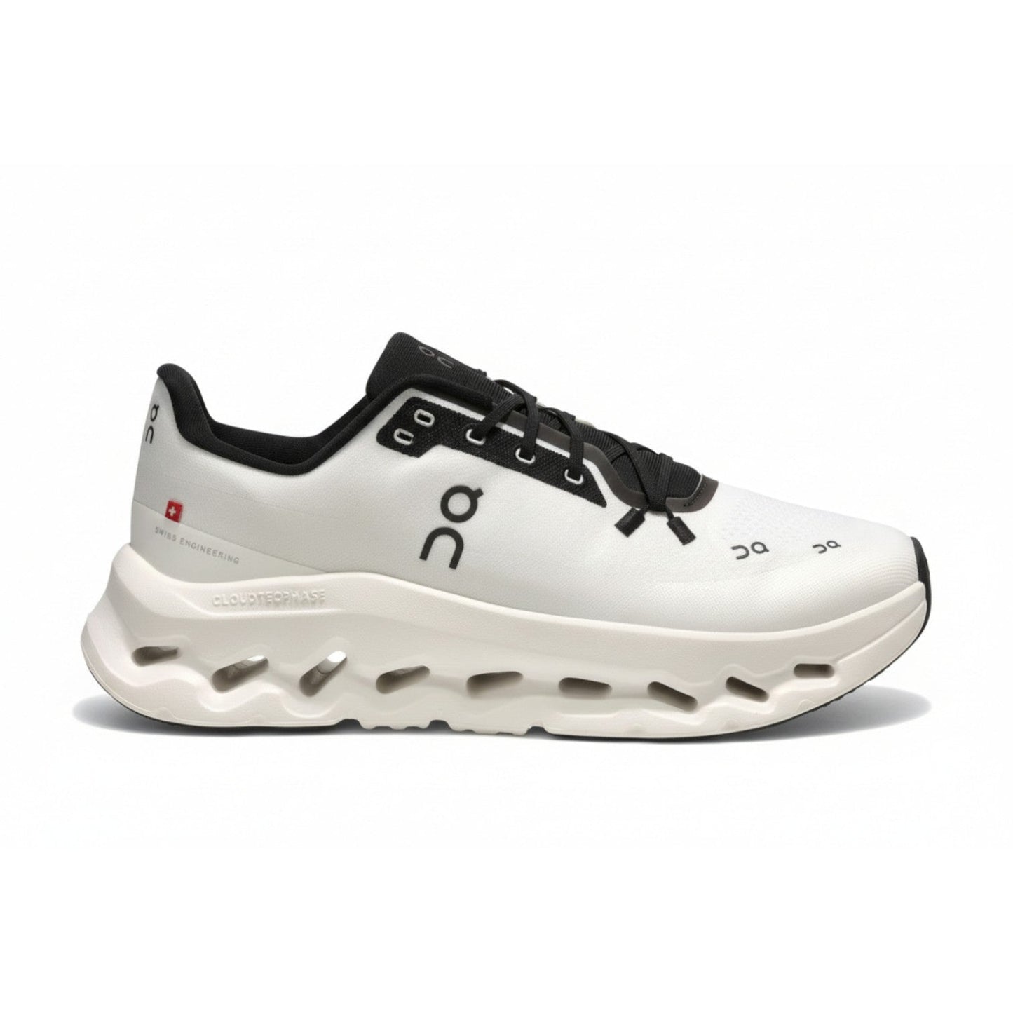 Cloudtilt - Black and White